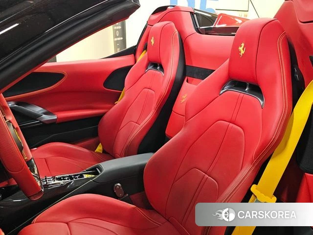 Ferrari SF90 Spider 2023 Красный из Кореи, фото 5