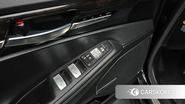 Genesis G90 2018 Черный из Кореи, фото 5
