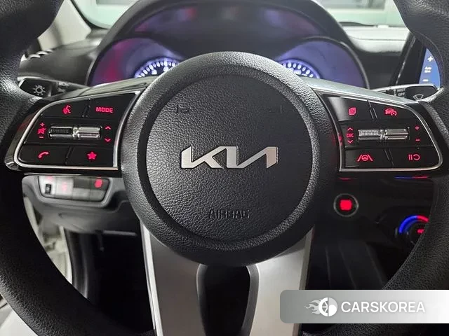 Kia The New K3 2nd generation 2021 Белый из Кореи, фото 5