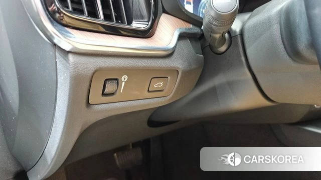 Volvo S60 3rd generation 2021 Белый из Кореи, фото 5
