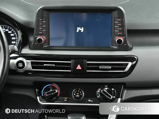 Kia Seltos 2020 Белый из Кореи, фото 5