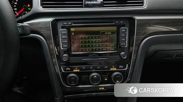 Volkswagen The New Passat 2018 Белый из Кореи, фото 5