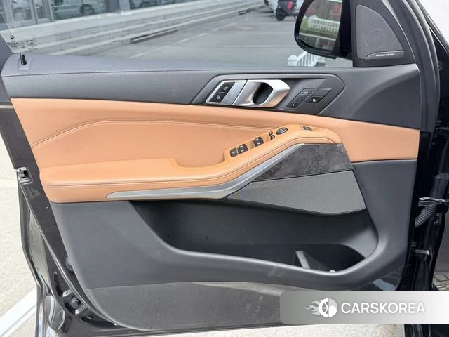 BMW X5 (imported) 2022 Черный из Китая, фото 5
