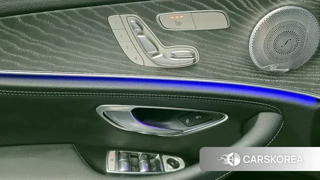 Mercedes-Benz E-Class W213 2020 Синий из Кореи, фото 5