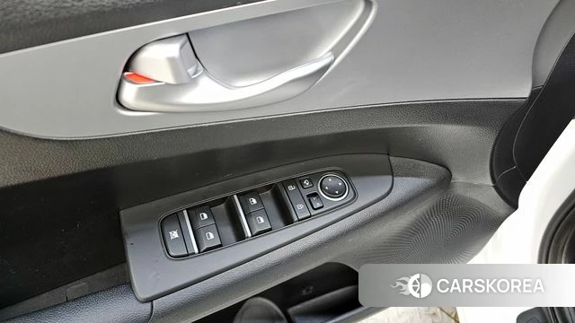 Kia The New K3 2nd generation 2023 Белый из Кореи, фото 5