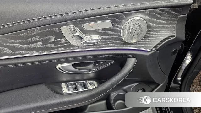 Mercedes-Benz E-Class W213 2021 Черный из Кореи, фото 5