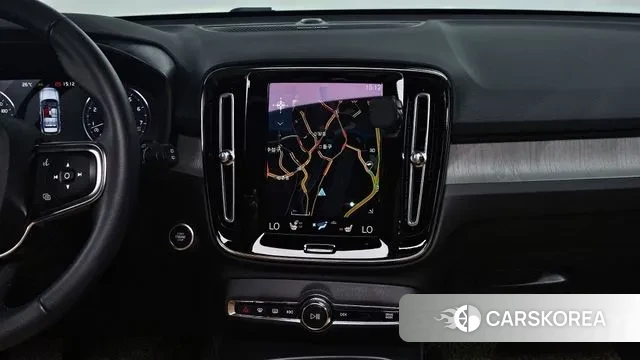 Volvo XC40 2021 Белый из Кореи, фото 5