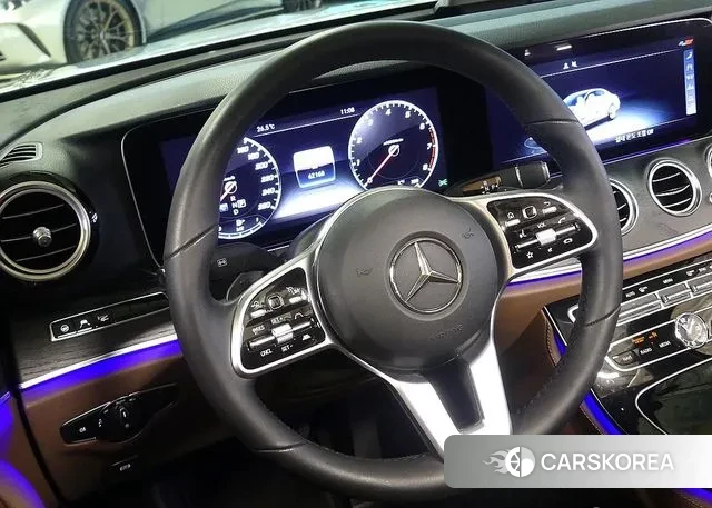 Mercedes-Benz E-Class W213 2020 Серебряный из Кореи, фото 5