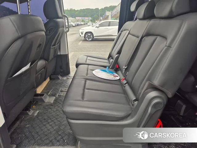 Hyundai Staria 2023 Серый из Кореи, фото 5