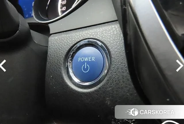 Toyota Camry (XV70) 2024 Белый из Кореи, фото 5