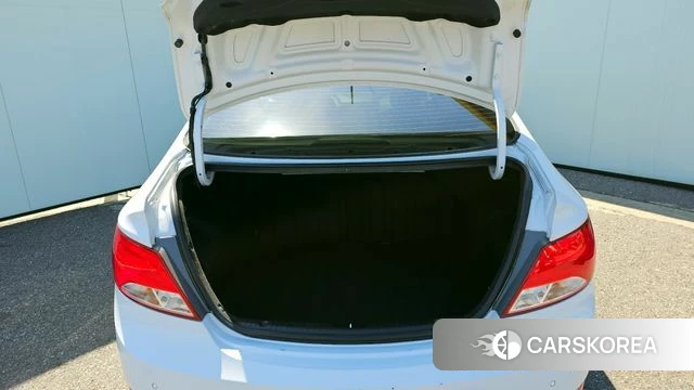 Hyundai Accent (New type) 2018 Белый из Кореи, фото 5