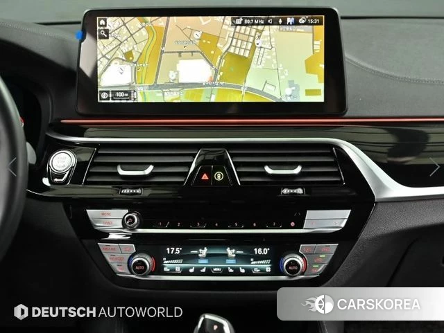BMW 5 Series (G30) 2022 Черный из Кореи, фото 5
