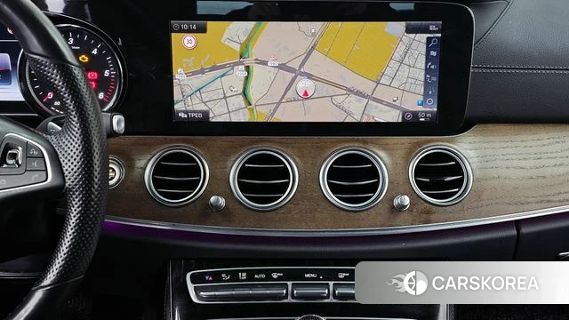 Mercedes-Benz E-Class W213 2018 Белый из Кореи, фото 5