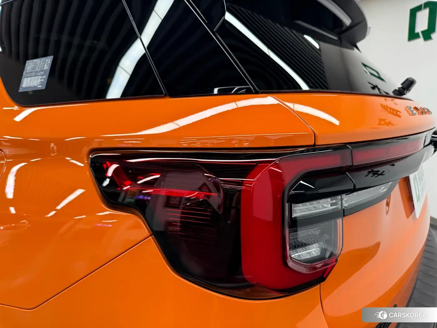 Ford Explorer 2025 Yellow/orange из Китая, фото 5