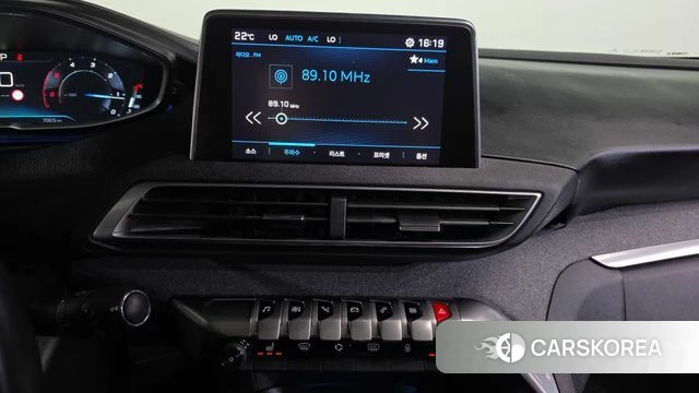 Peugeot 5008 second generation 2018 Черный из Кореи, фото 5