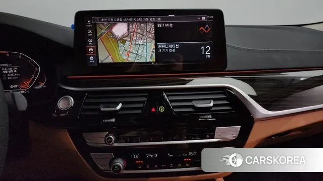 BMW 5 Series (G30) 2023 Черный из Кореи, фото 5