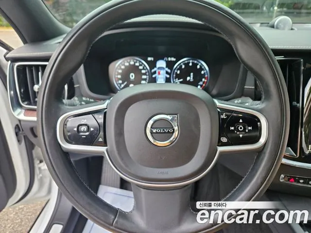 Volvo S60 3rd generation 2020 Белый из Кореи, фото 5