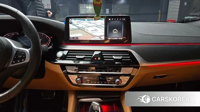 BMW 5 Series (G30) 2022 Черный из Кореи, фото 5