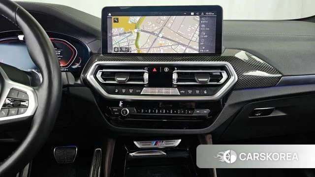 BMW X4 (G02) 2022 Светло-серебряный цвет из Кореи, фото 5