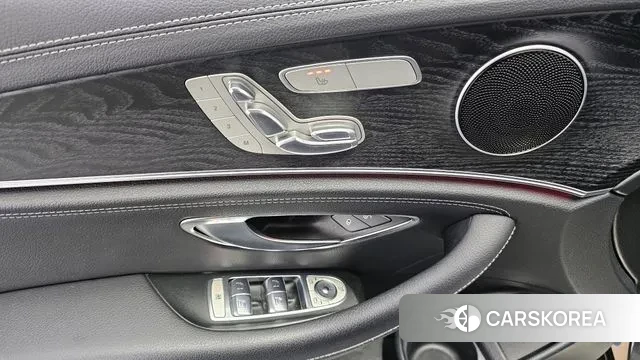 Mercedes-Benz E-Class W213 2020 Серый из Кореи, фото 5