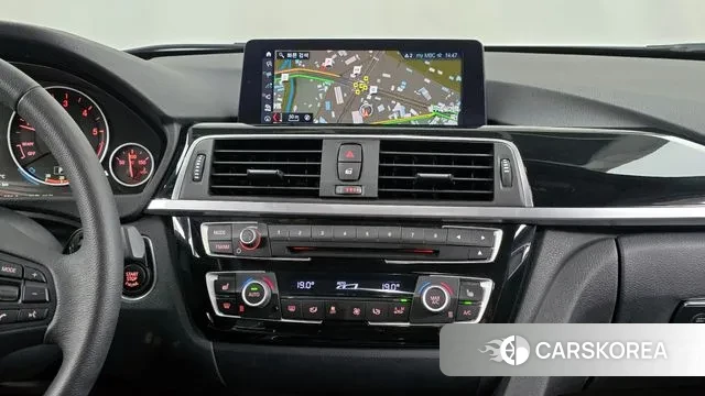 BMW 3 Series (F30) 2018 Белый из Кореи, фото 5