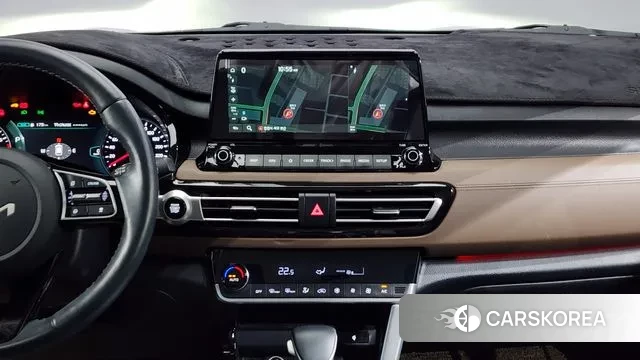 Kia Seltos 2022 Белый из Кореи, фото 5