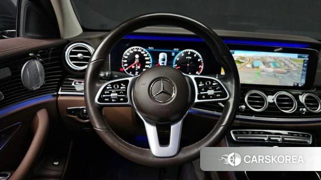 Mercedes-Benz E-Class W213 2020 Серый из Кореи, фото 5