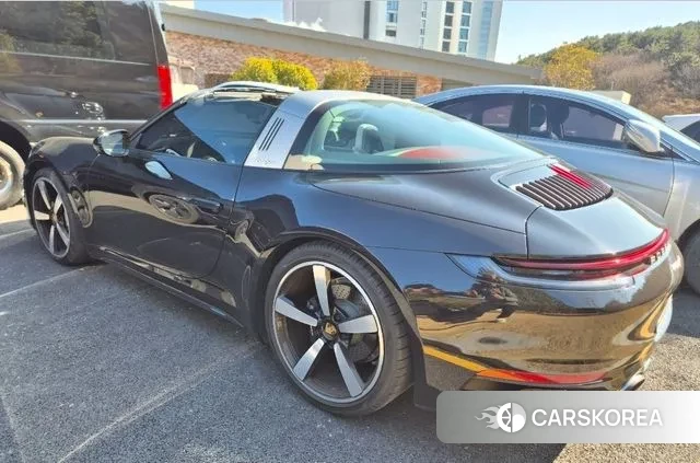 Porsche 911(992) 2024 Черный из Кореи, фото 5