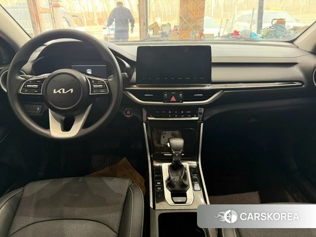 Kia K3 2023 Белый из Китая, фото 5