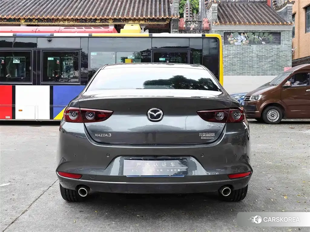 Mazda 3 2023 Silver/gray из Китая, фото 5