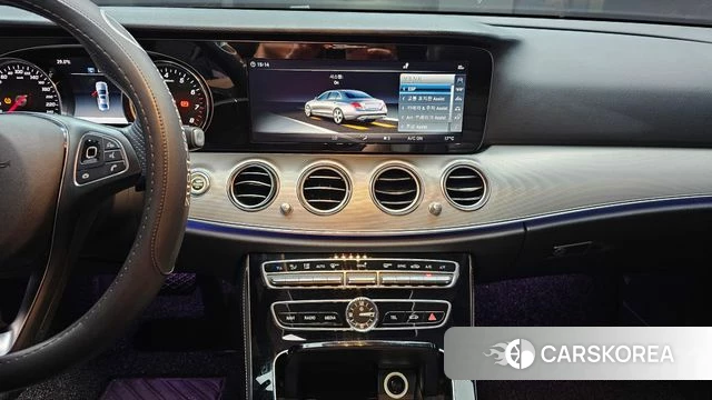 Mercedes-Benz E-Class W213 2018 Черный из Кореи, фото 5