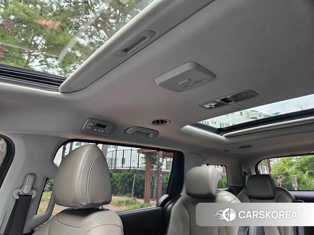 Kia The New Carnival 4th Generation 2024 Белый из Кореи, фото 5