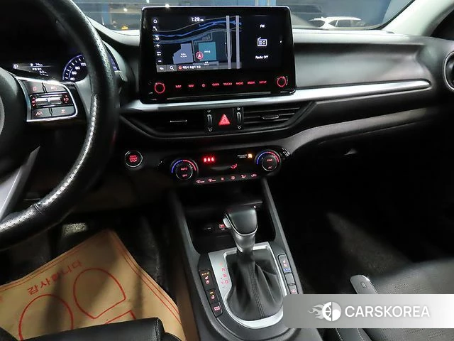 Kia The New K3 2nd generation 2022 Белый из Кореи, фото 5