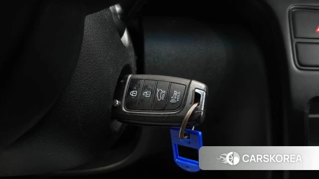 Hyundai Staria 2021 Серебряный из Кореи, фото 5