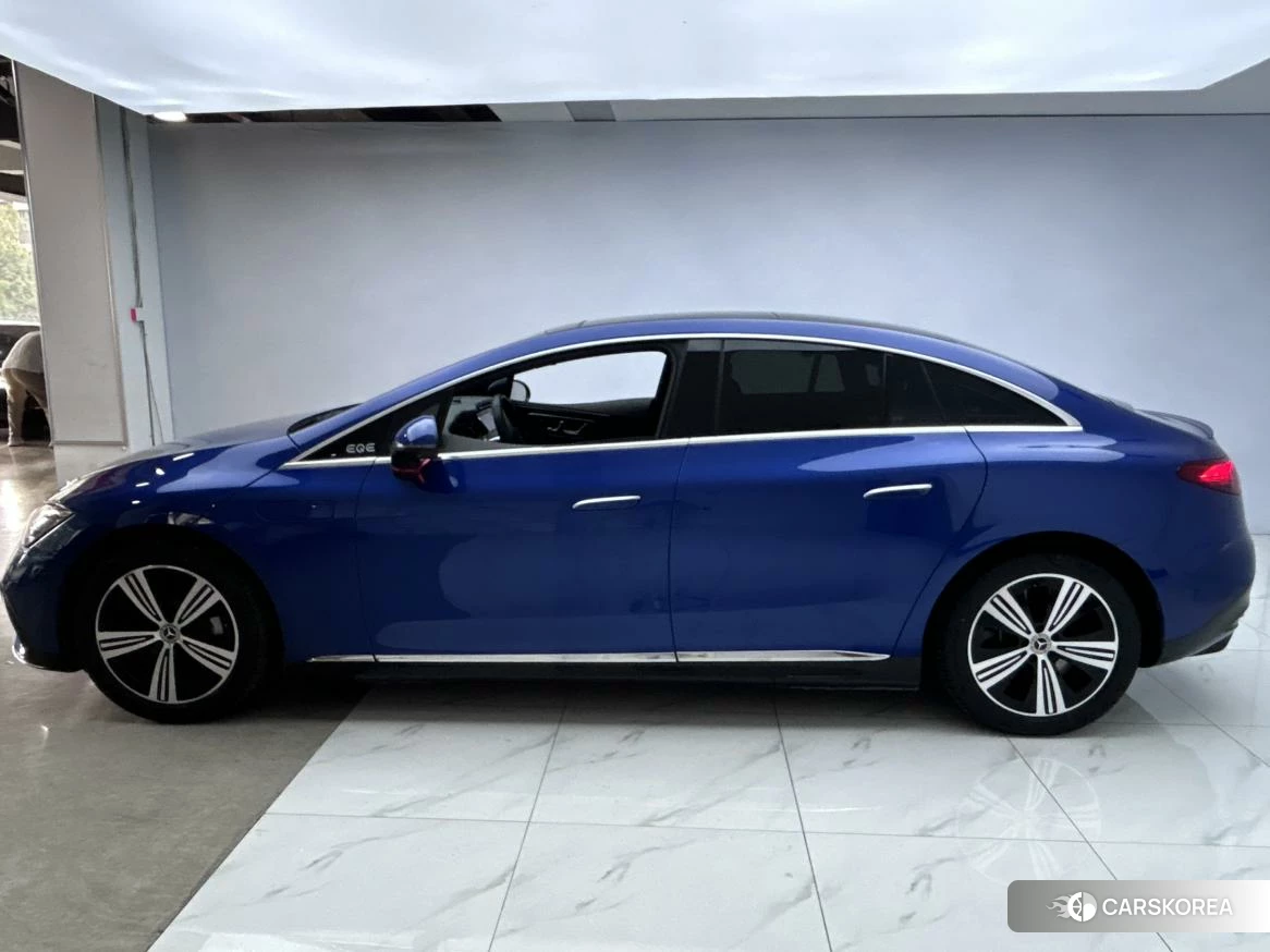Mercedes-Benz EQE 2022 Синий из Китая, фото 5