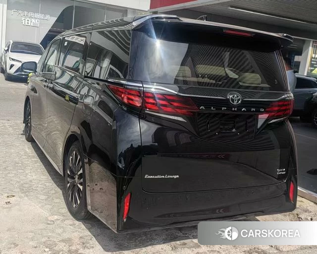 Toyota Elfa 2025 Черный из Китая, фото 5