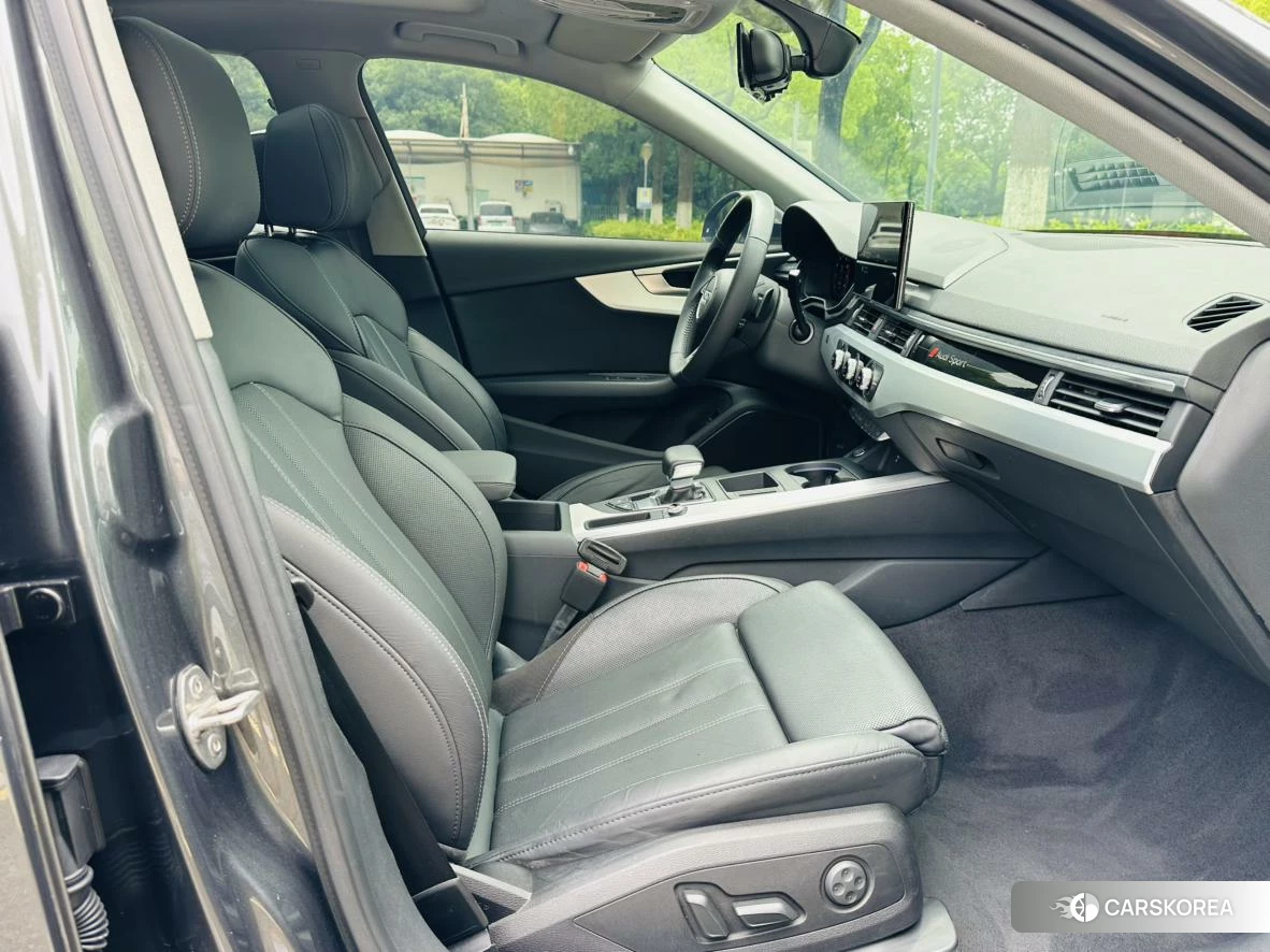 Audi A4L 2020 Темно-серый из Китая, фото 5