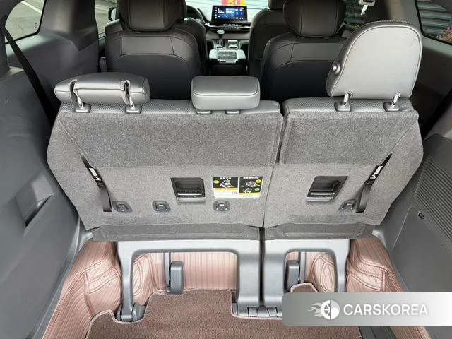 Toyota Grevia 2023 Черный из Китая, фото 5