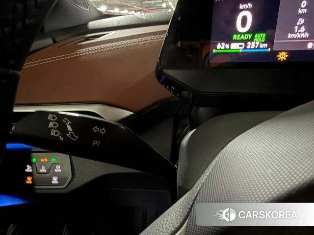 Volkswagen ID.4 2023 Белый из Кореи, фото 5