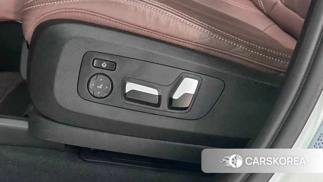 BMW X5 (G05) 2021 Жемчужный цвет из Кореи, фото 5