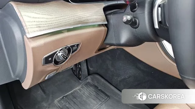 Mercedes-Benz E-Class W213 2022 Белый из Кореи, фото 5