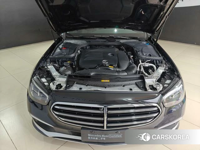 Mercedes-Benz E-class 2023 Черный из Китая, фото 5