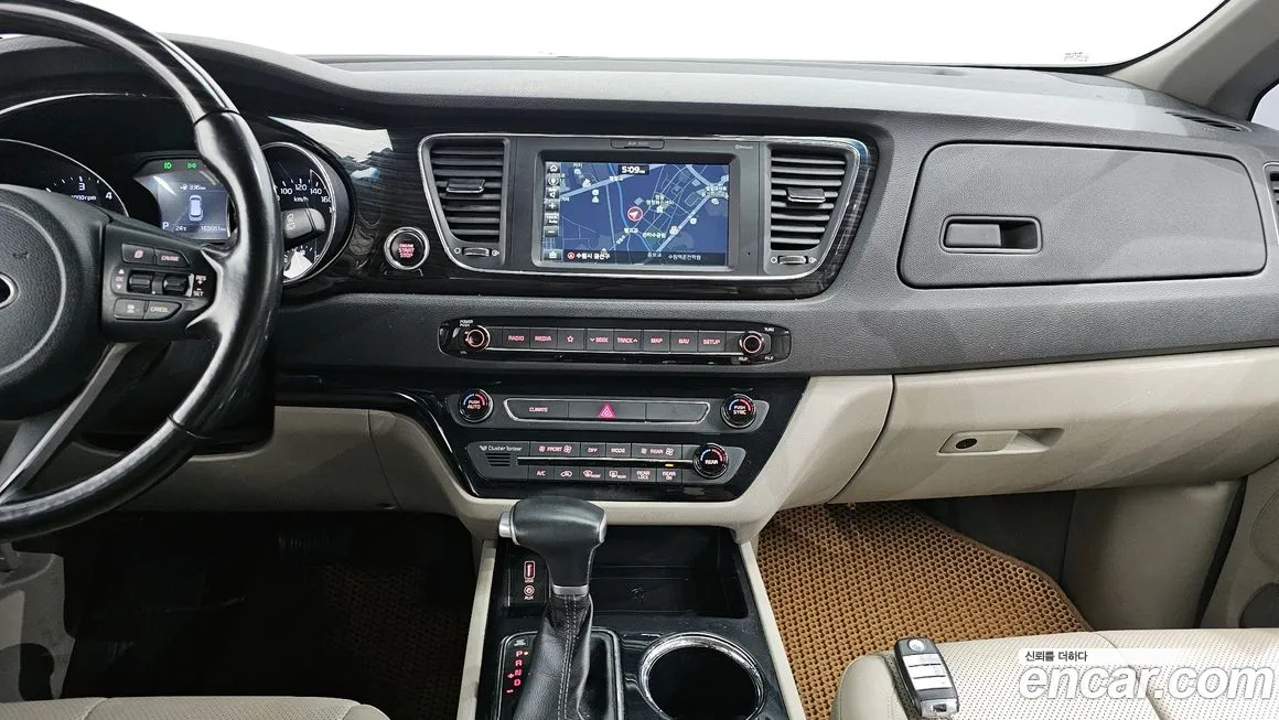 Kia The New Carnival 2019 Серый из Кореи, фото 5