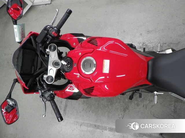 Проданный Honda CB650R id 4184690 из Японии