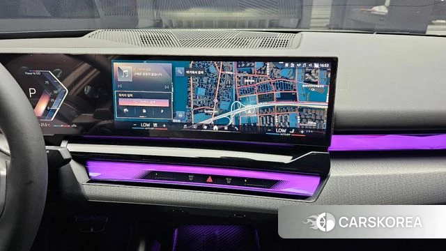 BMW 5 Series (G60) 2025 Серый из Кореи, фото 5