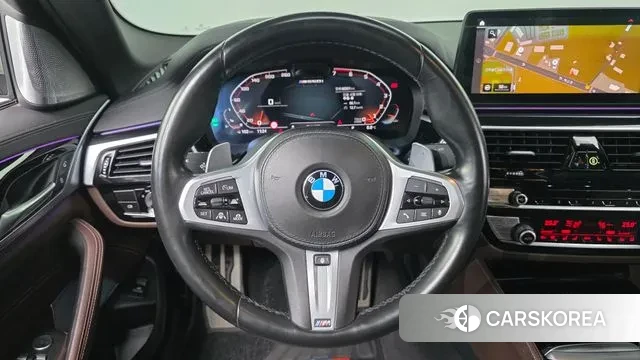 BMW 5 Series (G30) 2022 Белый из Кореи, фото 5