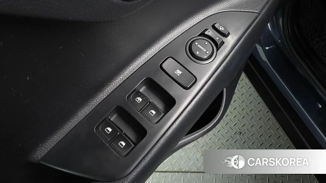 Kia Stonic 2018 Синий из Кореи, фото 5