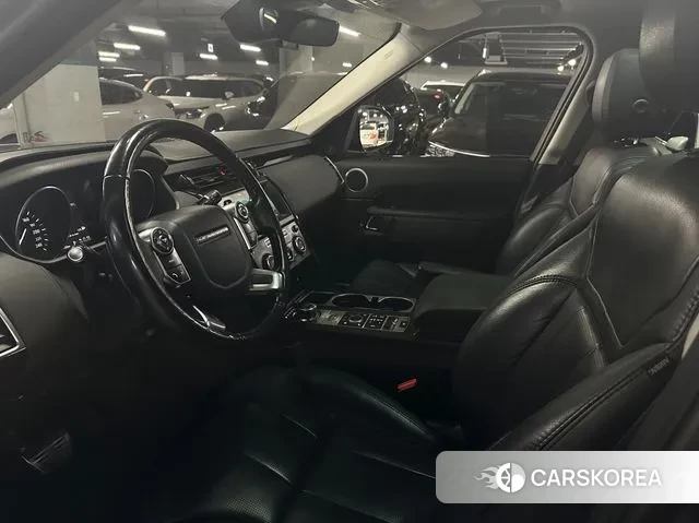 Land Rover Discovery 5 2018 Серебристо-серый из Кореи, фото 5