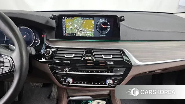 BMW 5 Series (G30) 2018 Синий из Кореи, фото 5