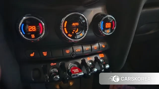 Mini Cooper 2022 Красный из Кореи, фото 5